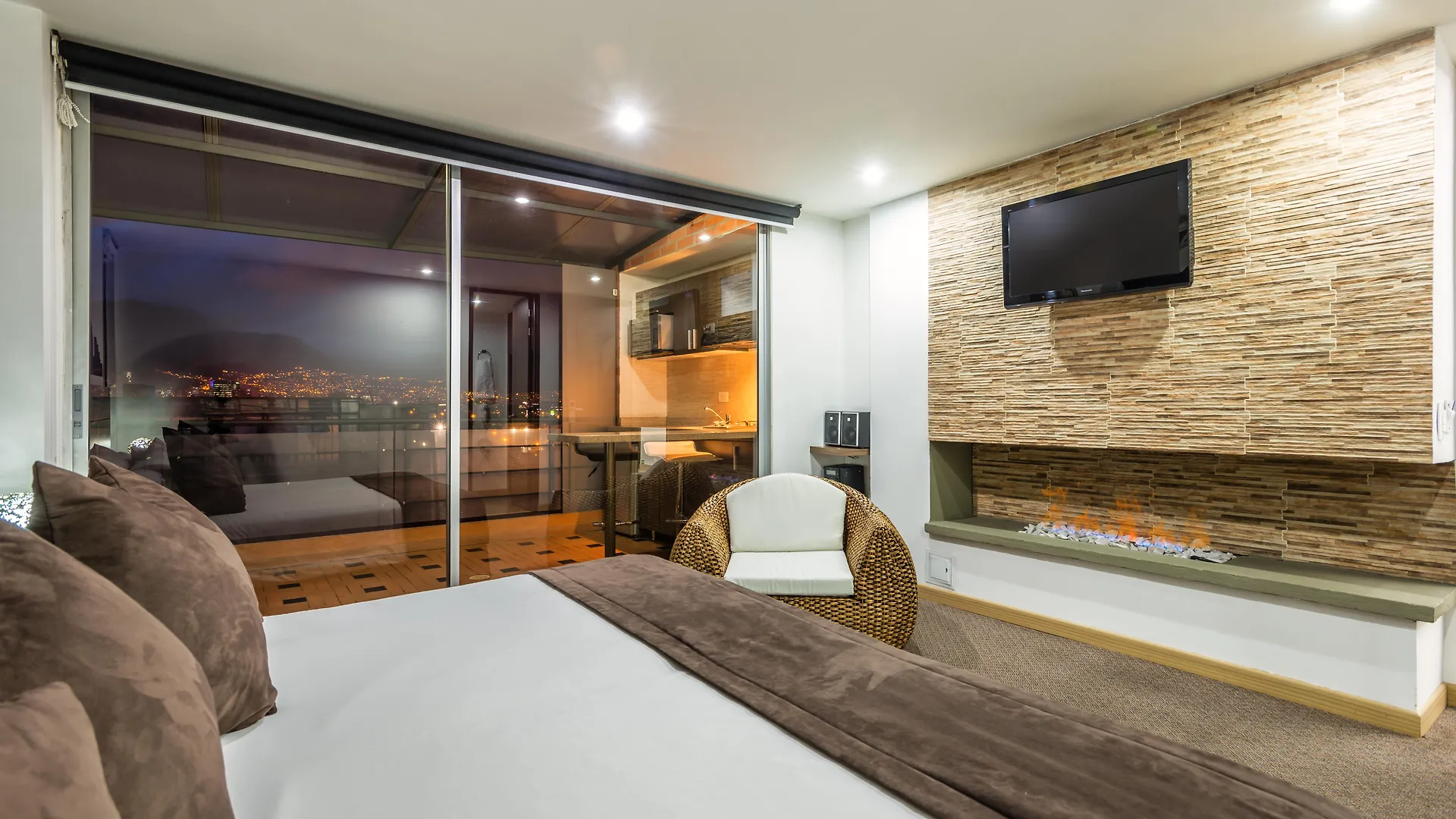 Hotel Regency Suites La Feria Bogota